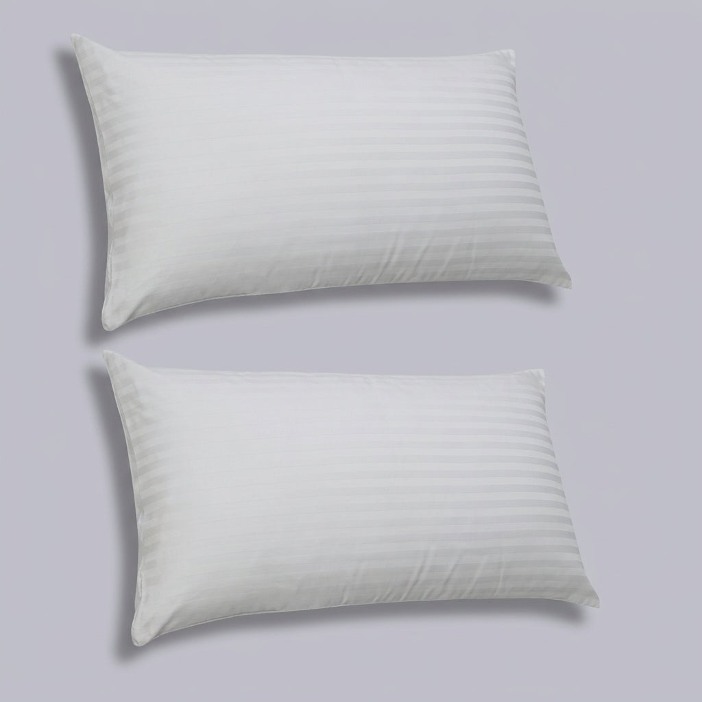 Fundas de almohada de algodón 100% Algodón, sobre fondo liso de estudio