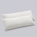 Pack de 2 almohadas viscoelásticas de copos Pareja, sobre fondo liso de estudio