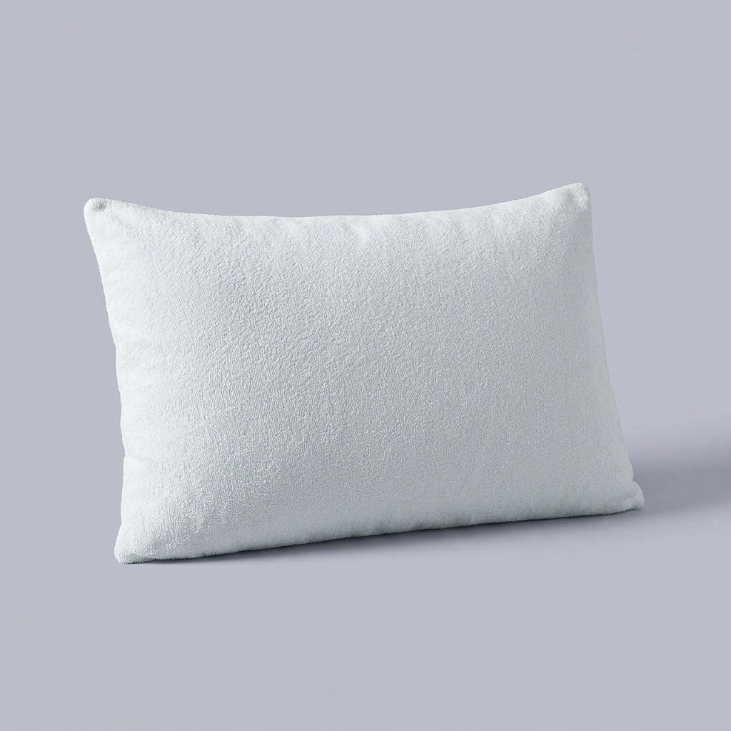 Pack de dos protectores de almohada Doble, sobre fondo liso de estudio